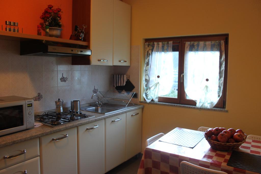 Appartement La Madonnina à Villa di Tirano Chambre photo