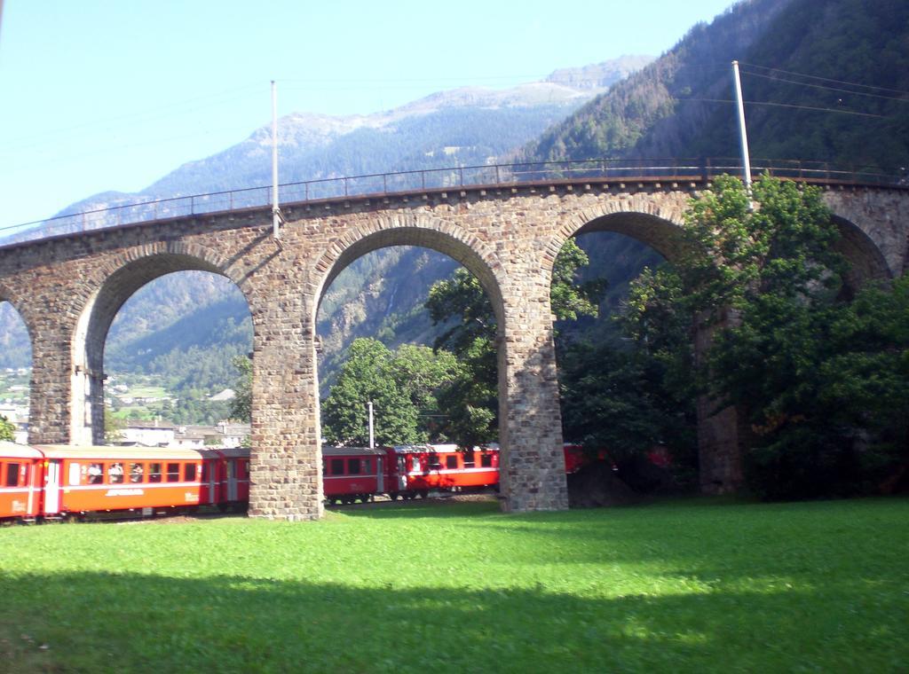 Appartement La Madonnina à Villa di Tirano Chambre photo